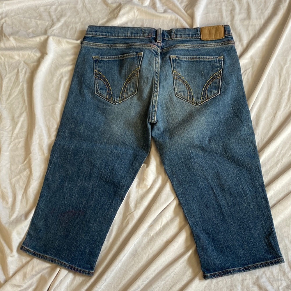Hollister Bermuda shorts size 5 stretch